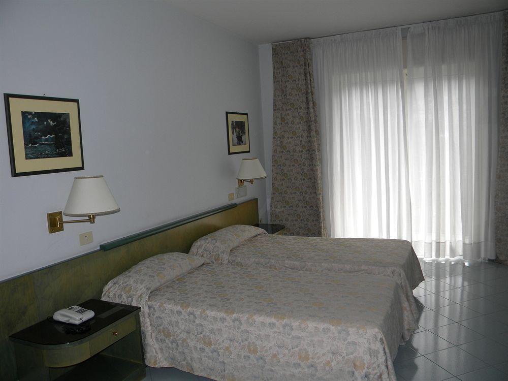 Hotel Dei Congressi Castellammare di Stabia Eksteriør billede